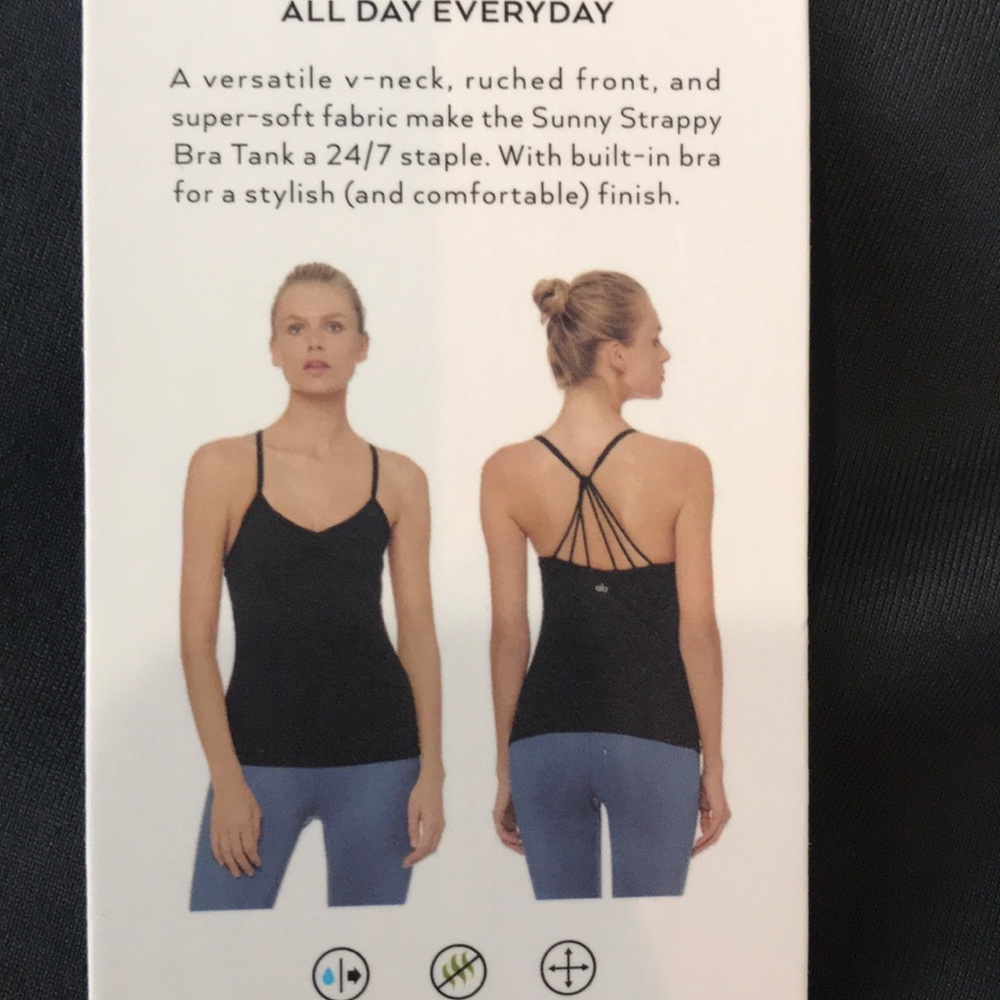 Alo Yoga tank